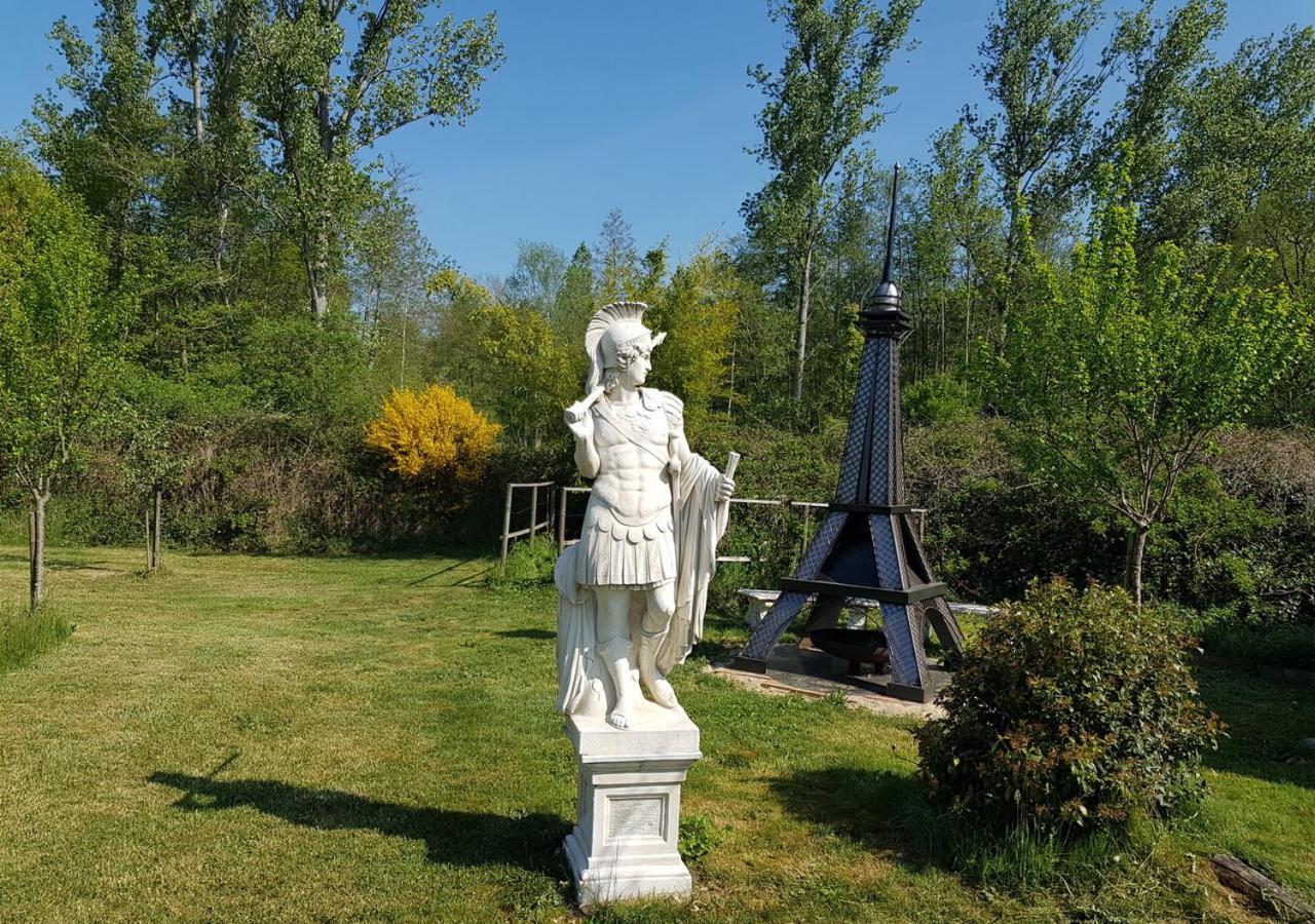 Chateau Des Perichons Poncins Екстериор снимка